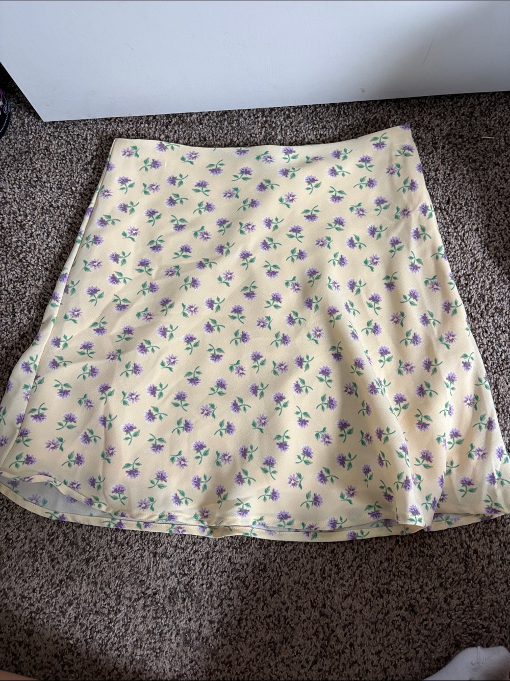H&M Pale Yellow A-Line Skirt with Purple Floral Print
